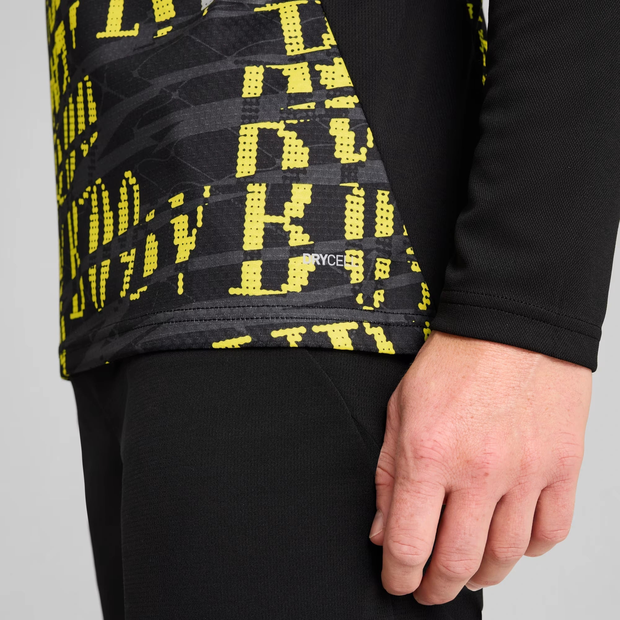 Puma 2025 Borussia Dortmund Men's Prematch Quarter Zip Top 6
