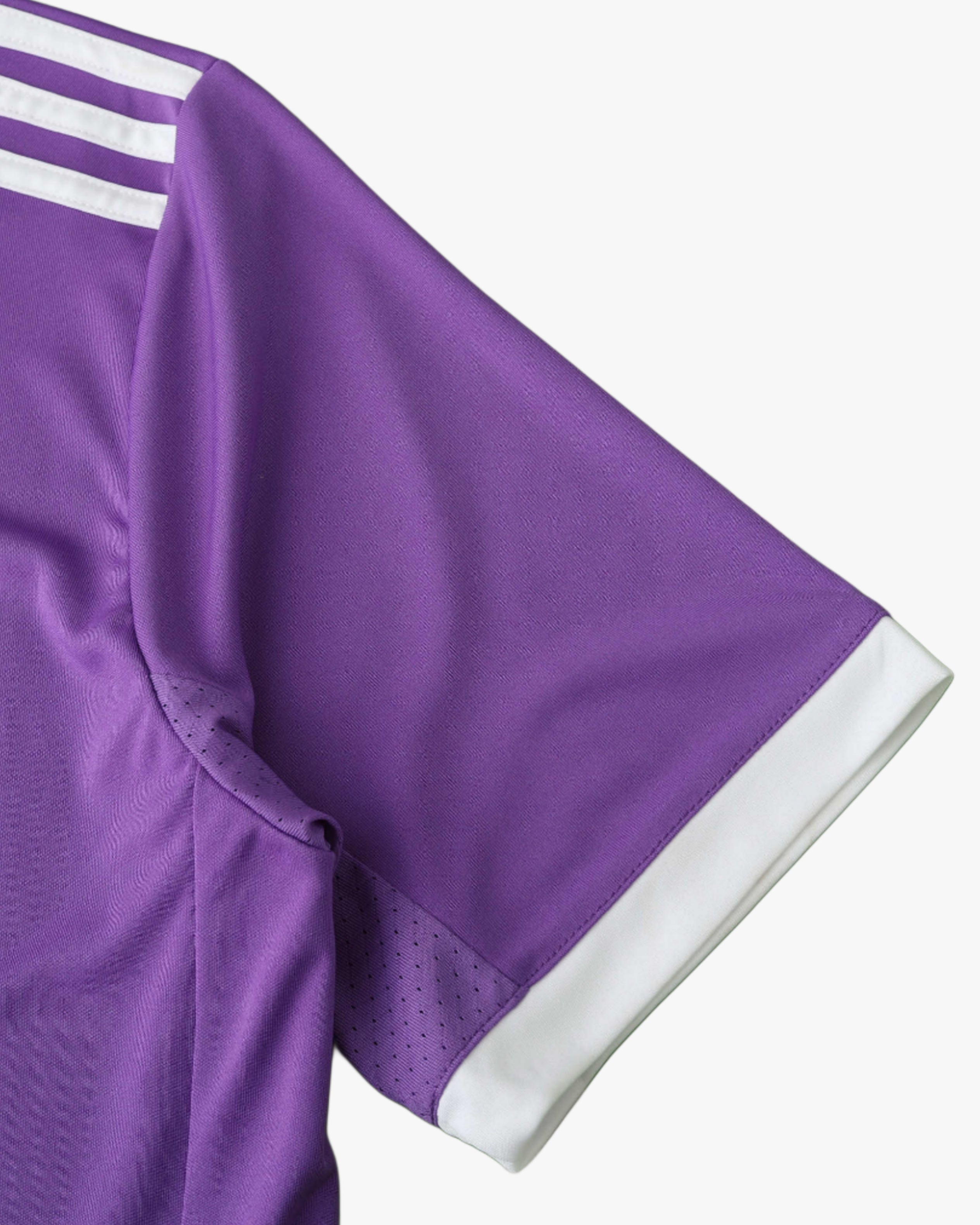 Adidas Real Madrid Retro Away 2016/17 3