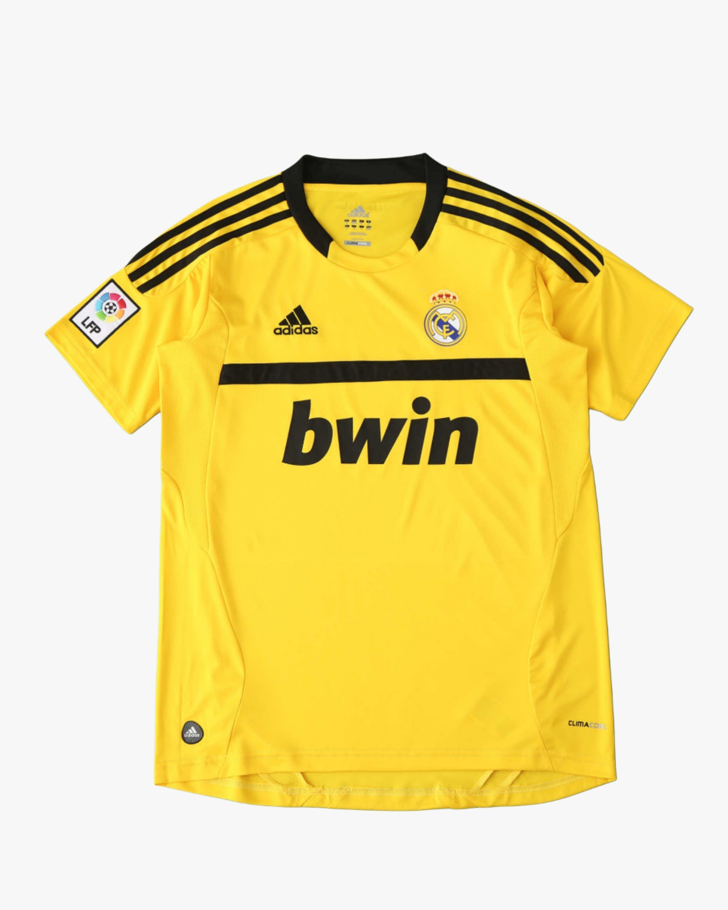 Adidas Real Madrid Retro Goalkeeper 2011/12 1