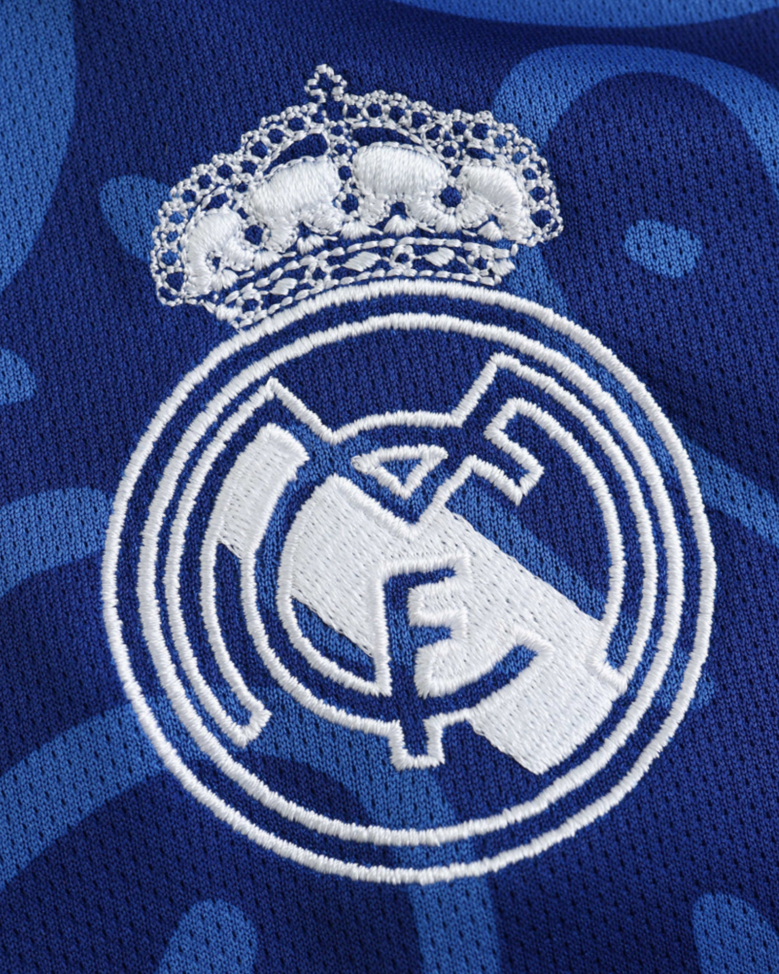 Adidas Real Madrid x El Palacio Premium Kit 5