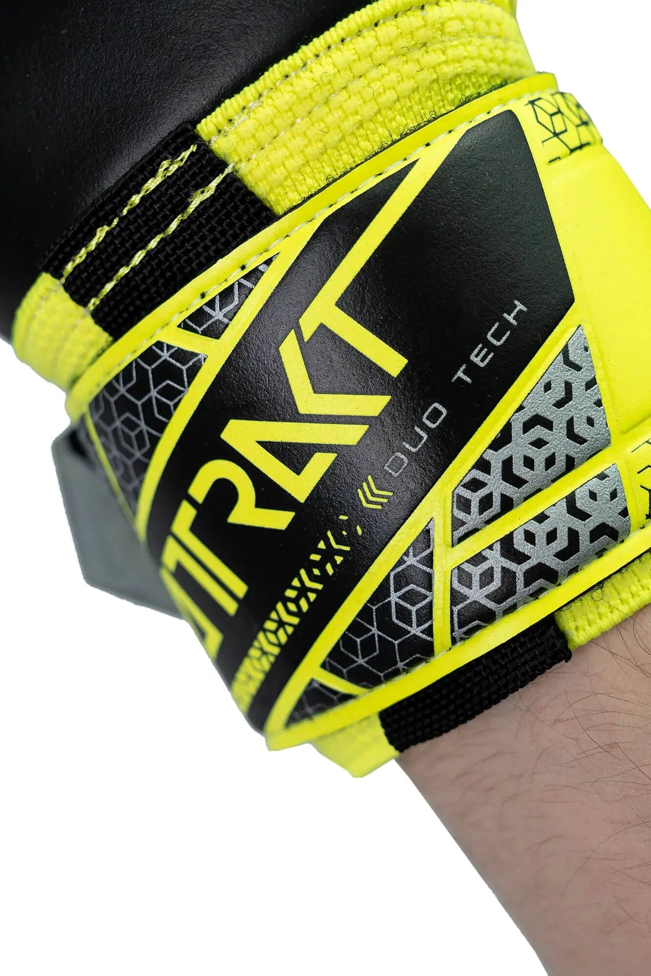 Reusch Attrakt Duo Evolution Goalkeeper Gloves 7