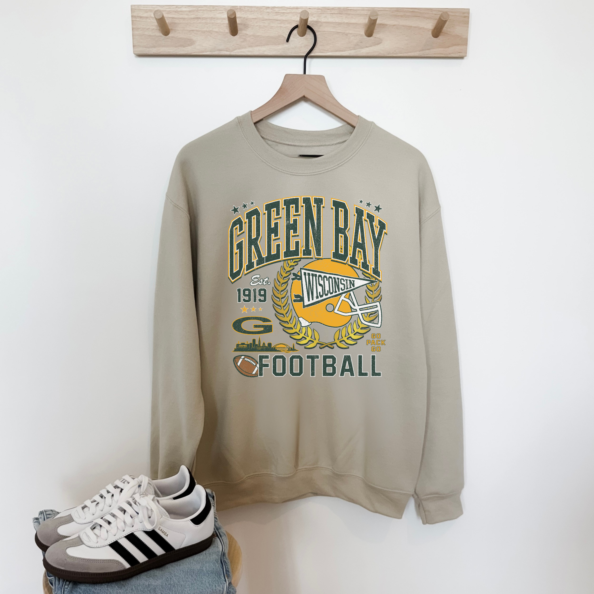 Green Bay Football Vintage Wisconsin Crewneck Sweatshirt – Classic Game Day Pullover 4