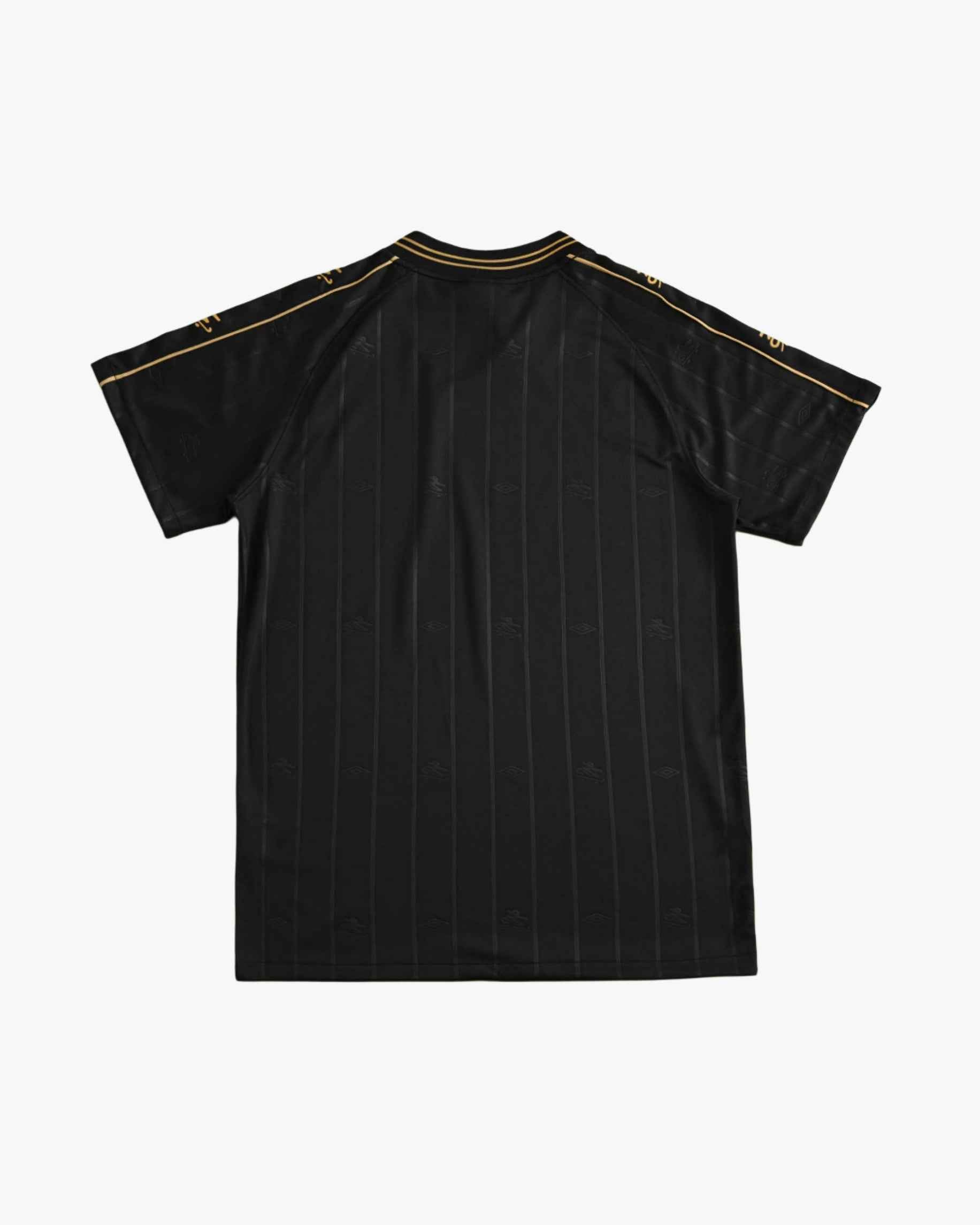 Umbro Santos x Charlie Brown Premium Kit 2