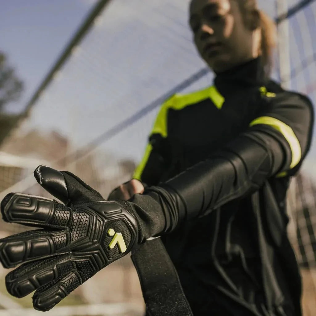 Storelli Gladiator Pro 3 with Spine Glove 6