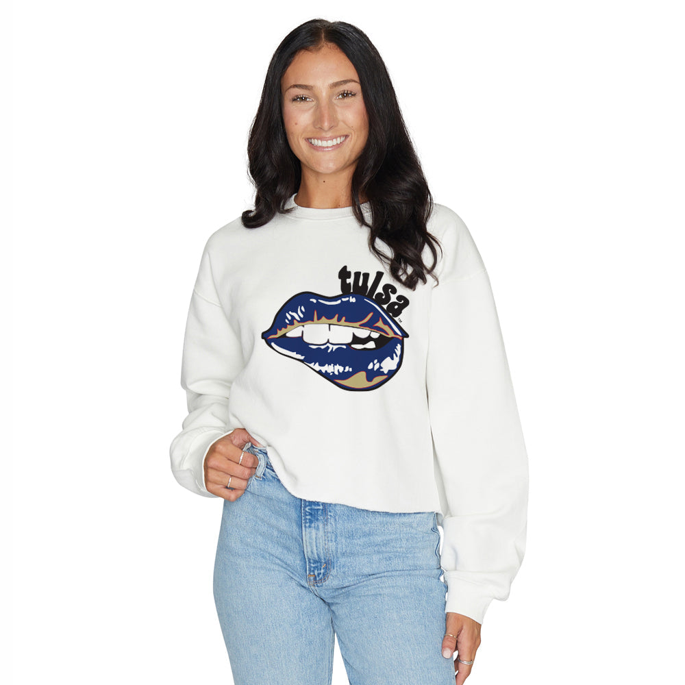 Tulsa Lips Cropped Crewneck | lojobands