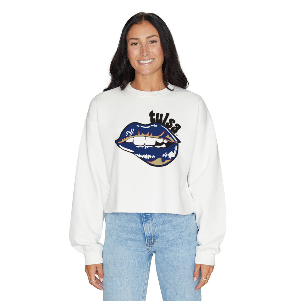 Tulsa Lips Cropped Crewneck | lojobands