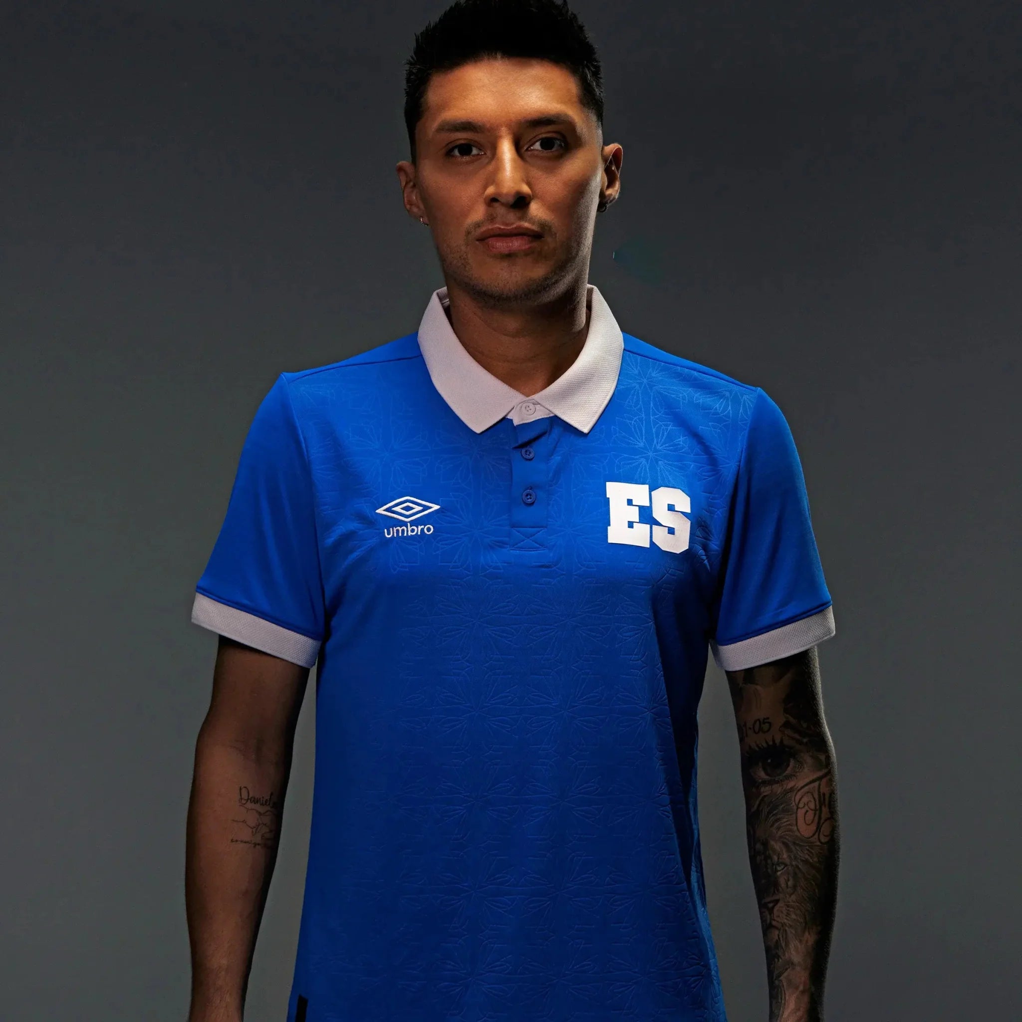 Umbro 2025-26 El Salvador Men's Stadium Home Soccer Jersey 8
