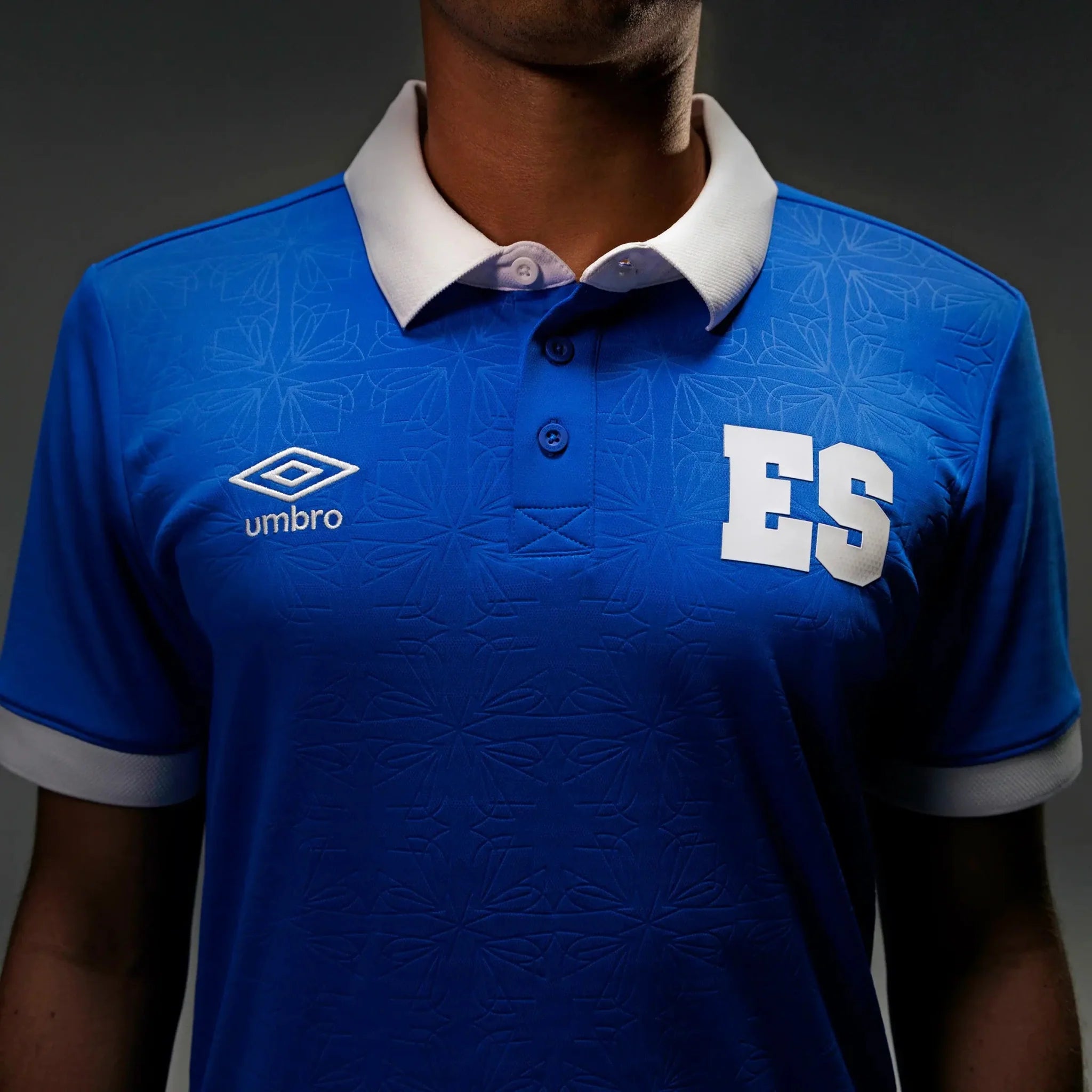 Umbro 2025-26 El Salvador Men's Stadium Home Soccer Jersey 9