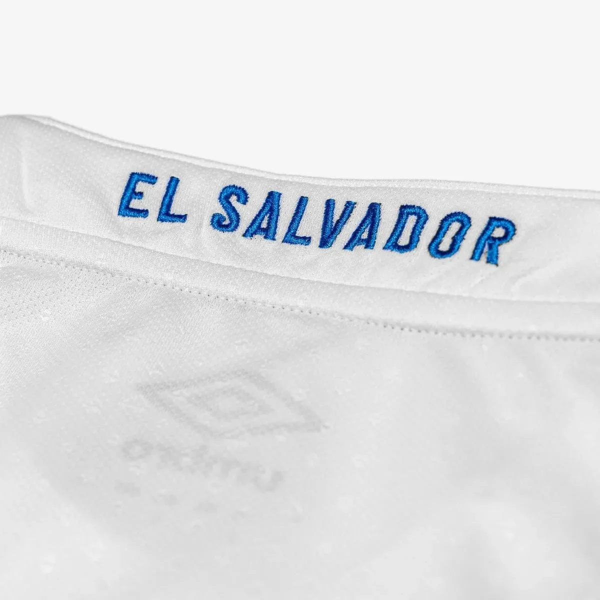 Umbro El Salvador 2021-22 Away Jersey - White-Royal 4